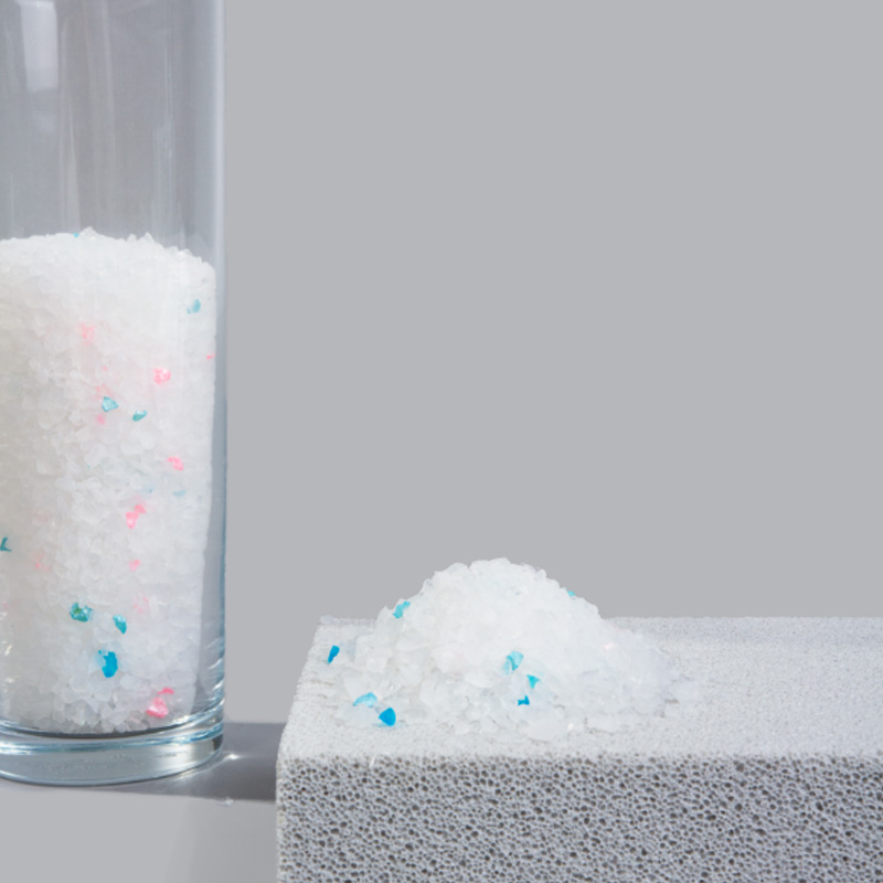 The Ultimate Guide to Crystal Cat Litter: Benefits, Usage, and Maintenance Tips